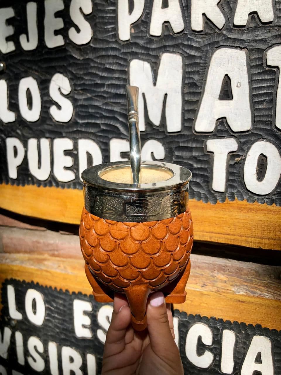 Mate camionero Imperial marron Claro virola lisa alpaca cuero cincelado